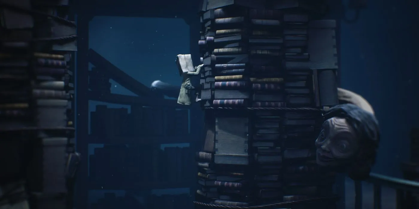 Nhân vật leo chồng sách tránh quái vật cổ dài trong Little Nightmares II