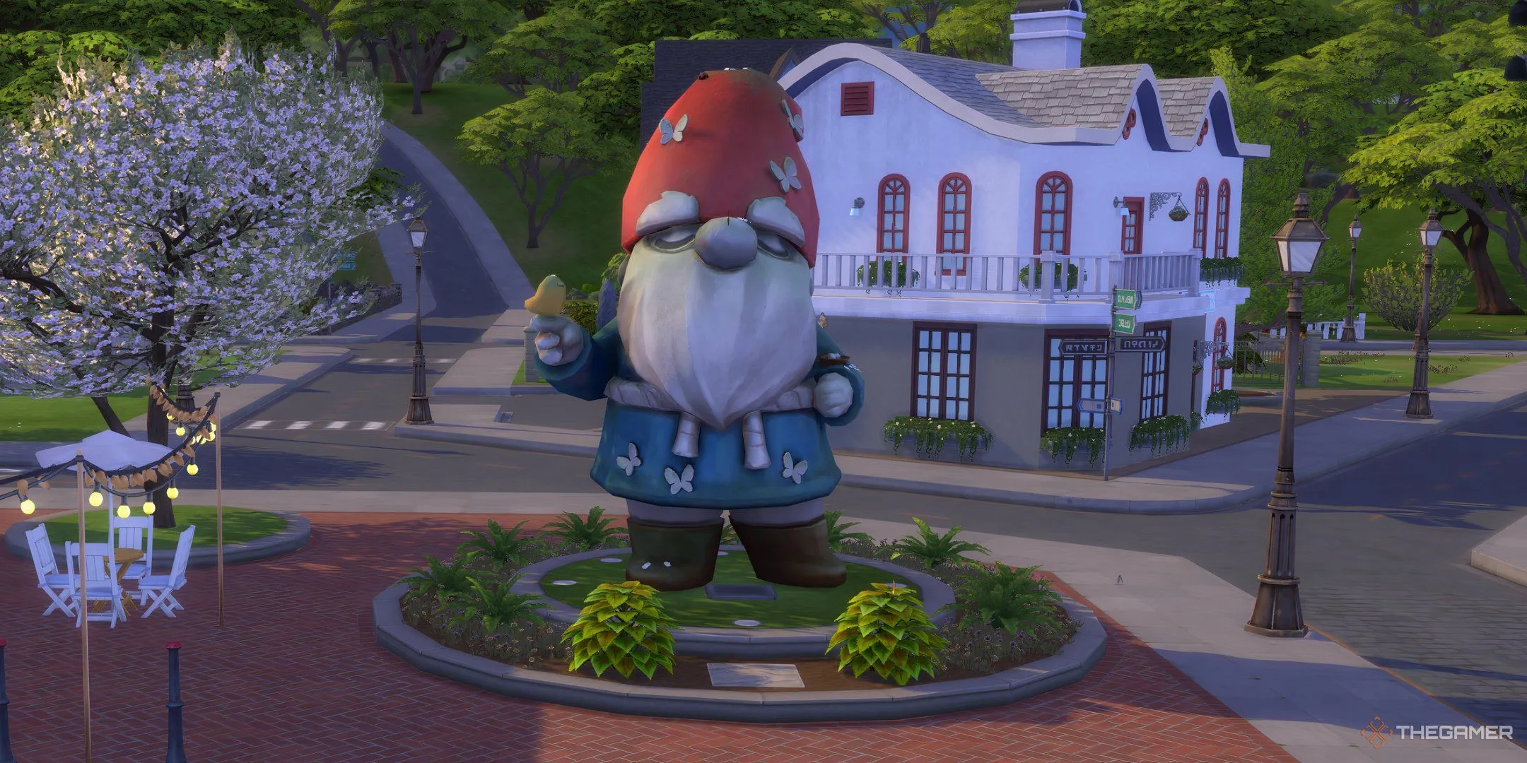 Bức tượng gnome khổng lồ ở Bờ biển Adhmor trong The Sims 4 Enchanted By Nature.
