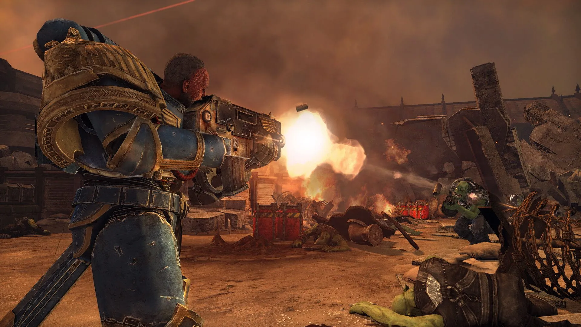 Captain Titus vung kiếm Chainsaw Sword huyền thoại trong Warhammer 40,000: Space Marine