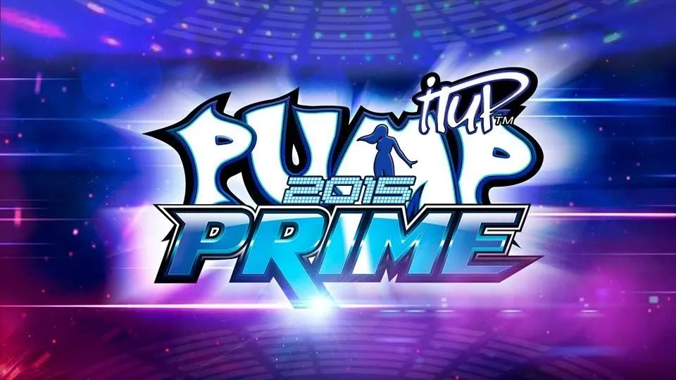 Giao diện chơi Pump It Up Prime 2015 với các mũi tên đặc trưng, minh họa lối chơi nhịp điệu trên màn hình di động