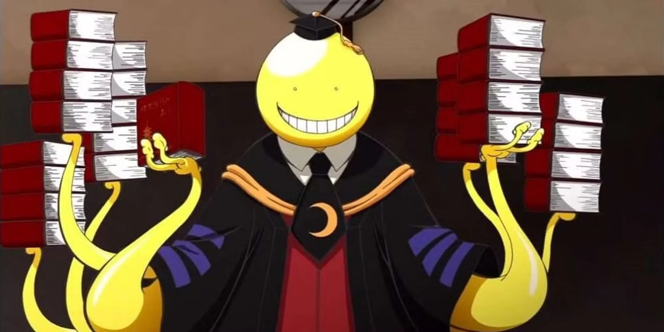Koro-sensei với nhiều xúc tu đang giữ sách, thể hiện sự đa năng của giáo viên trong Assassination Classroom.