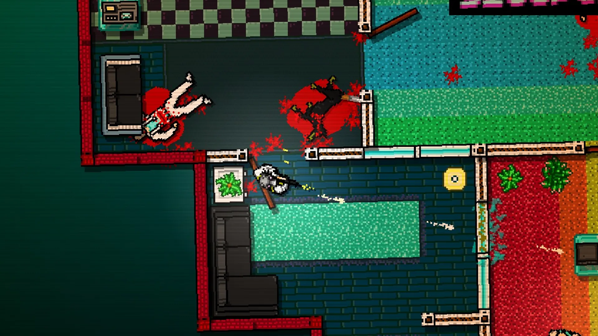 Cảnh hành động tốc độ cao trong Hotline Miami, với nhân vật chính đeo mặt nạ tấn công kẻ thù trong môi trường neon từ góc nhìn từ trên xuống.